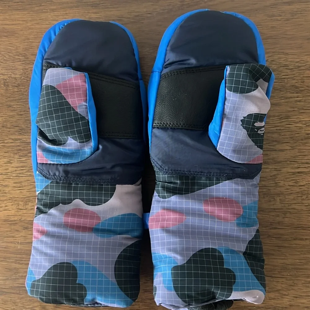 Kids Camouflage Mittens - Blue and Purple